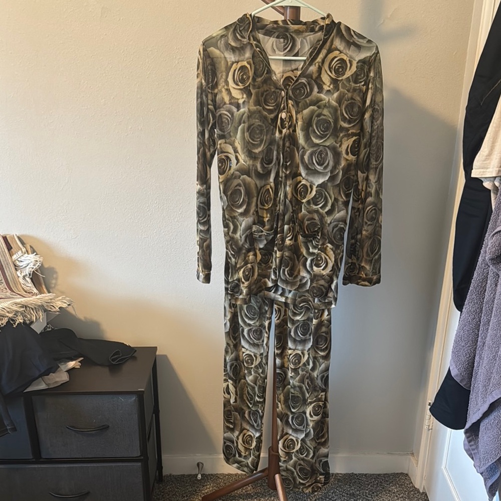 Floral Pajama Set in Black and Gold